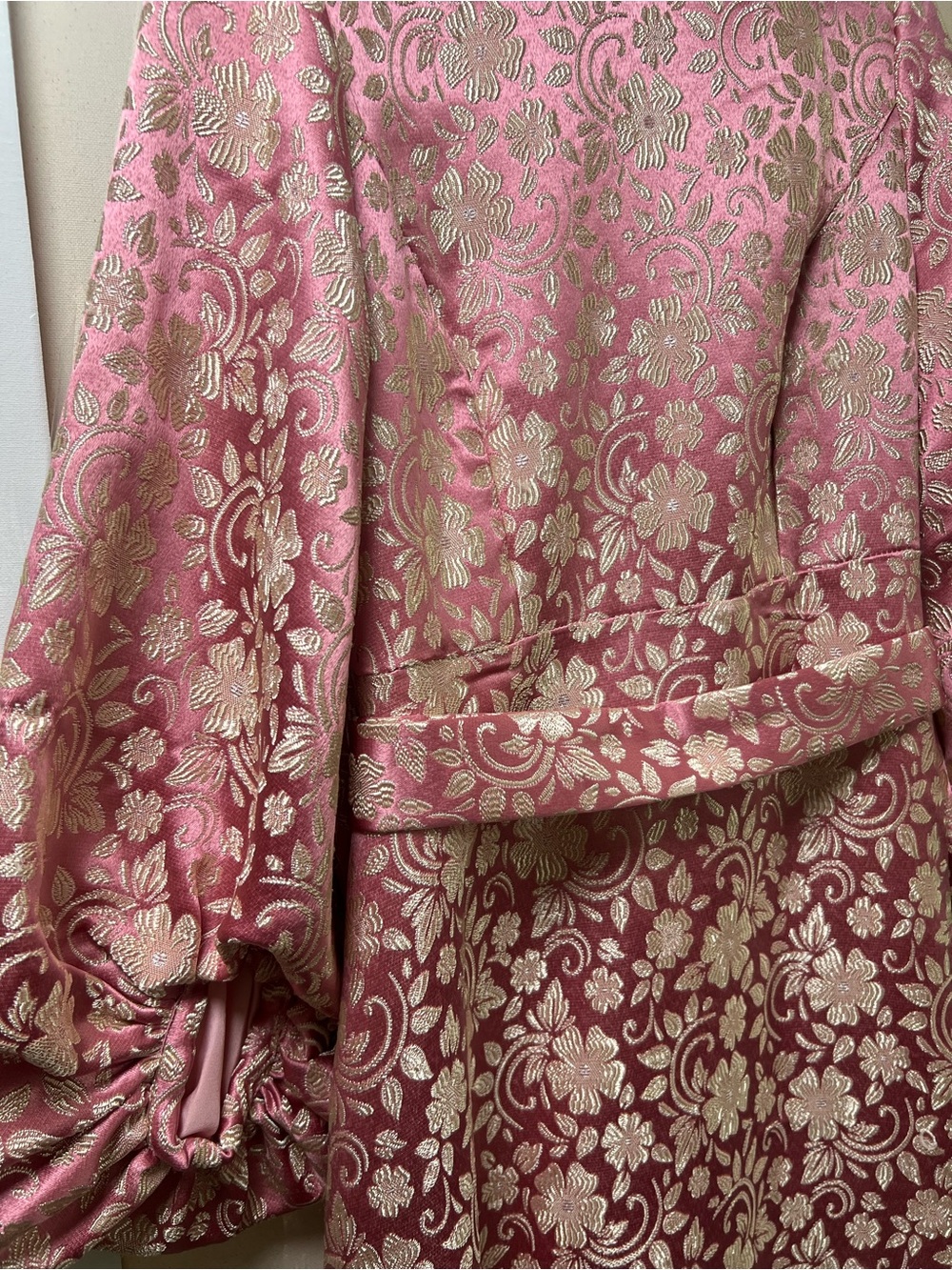 Pink Floral Jacquard Maxi Dress with Statement Sleeves - Picture 5 of 11